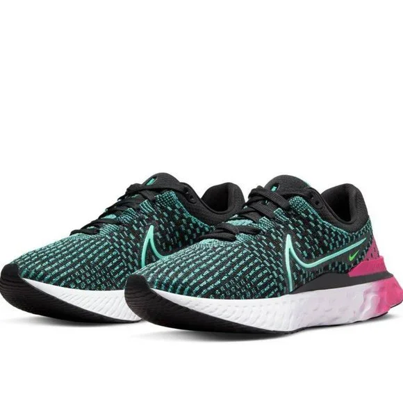 Nike React Infinity Run Flyknit 3. Brand New. Womens Size: 6.5